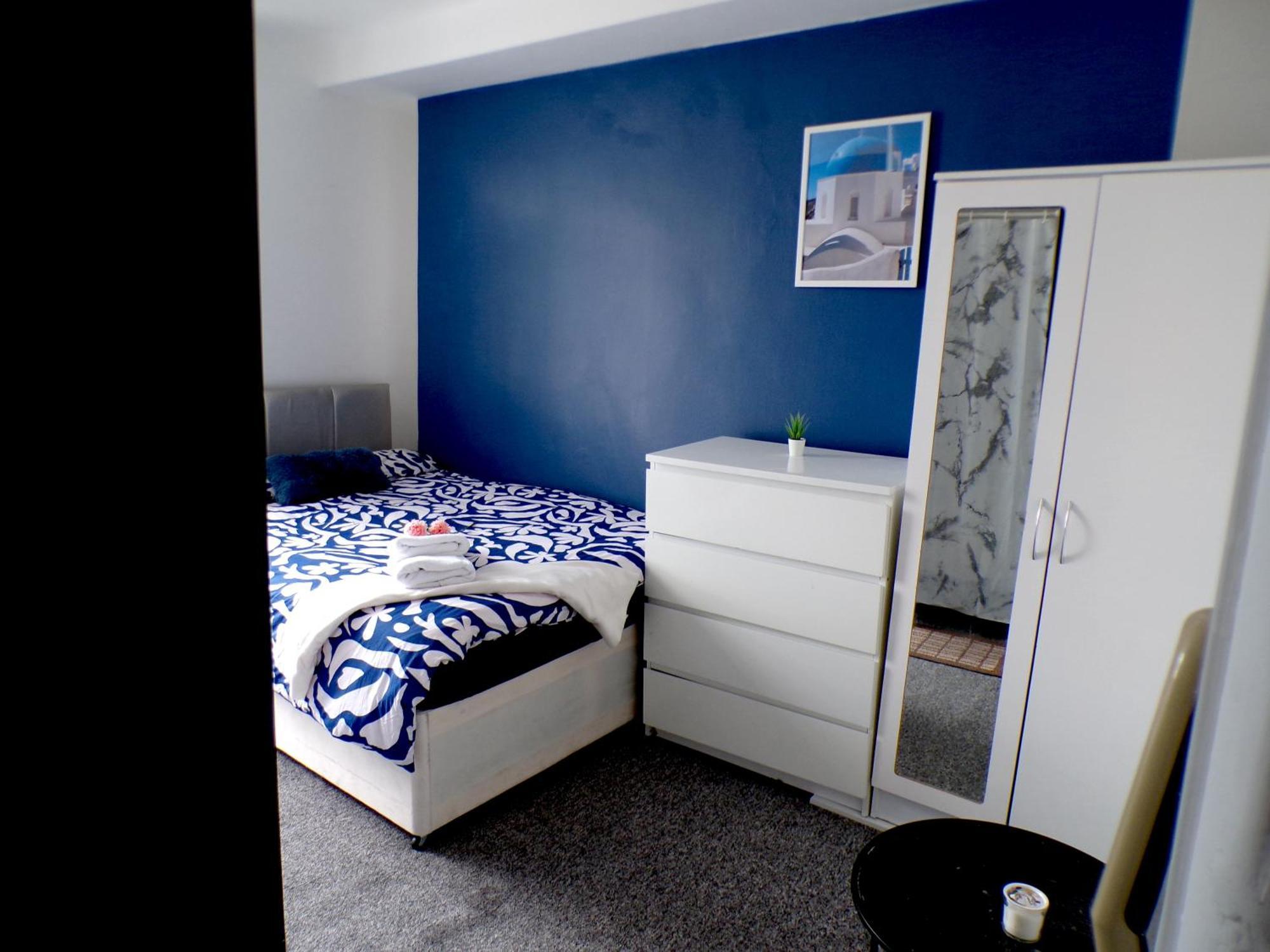 West Kensington - Santorini Apartments London Exteriör bild